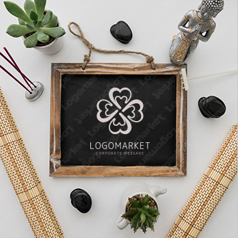 四葉と幸せと葉のロゴ