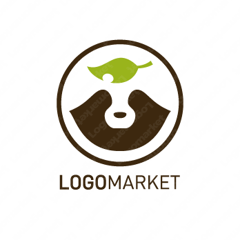 変化と葉っぱと狸のロゴ