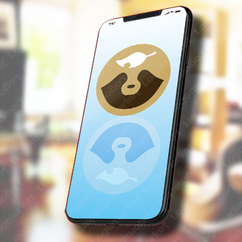 変化と葉っぱと狸のロゴ