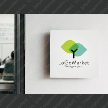 Aとaと虹のロゴ