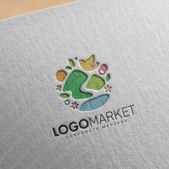 山と自然と鳥のロゴ