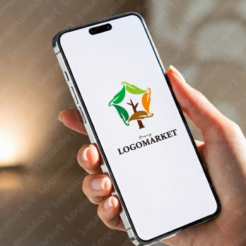 木とリラックスと四季のロゴ