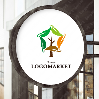 木とリラックスと四季のロゴ