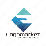 Eと洗練とクリエイティブのロゴ