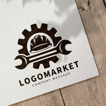 工事とヘルメットと堅実のロゴ