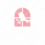 小鳥と窓と自然のロゴ