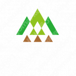 森と木と三角形のロゴ