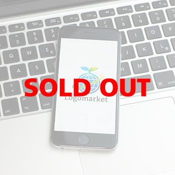 地球と若葉と成長のロゴ