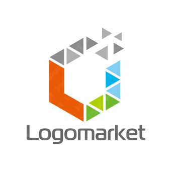 デジタルと六角形と先進性のロゴ