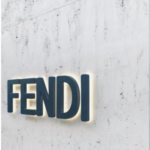 【ラグジュアリーブランド】FENDIのFFロゴに秘められた思いとロゴ作成の参考になるポイント