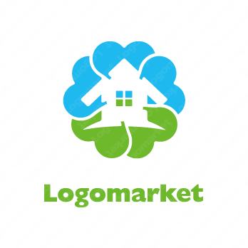 ロゴ作成デザインです Next Graphicsハートに囲まれた家家をイメージしたロゴマークです